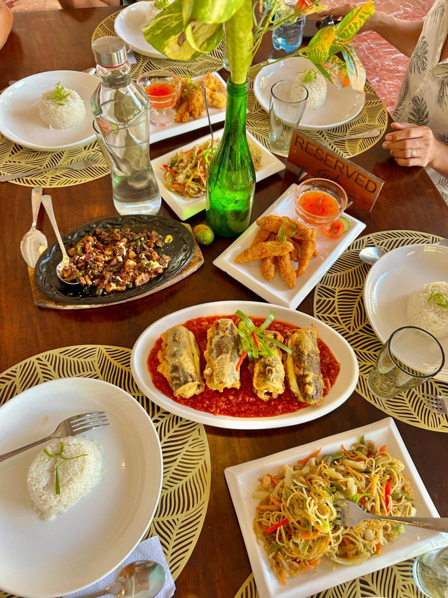 On Board Lifestyle Panglao Resort ภายนอก รูปภาพ