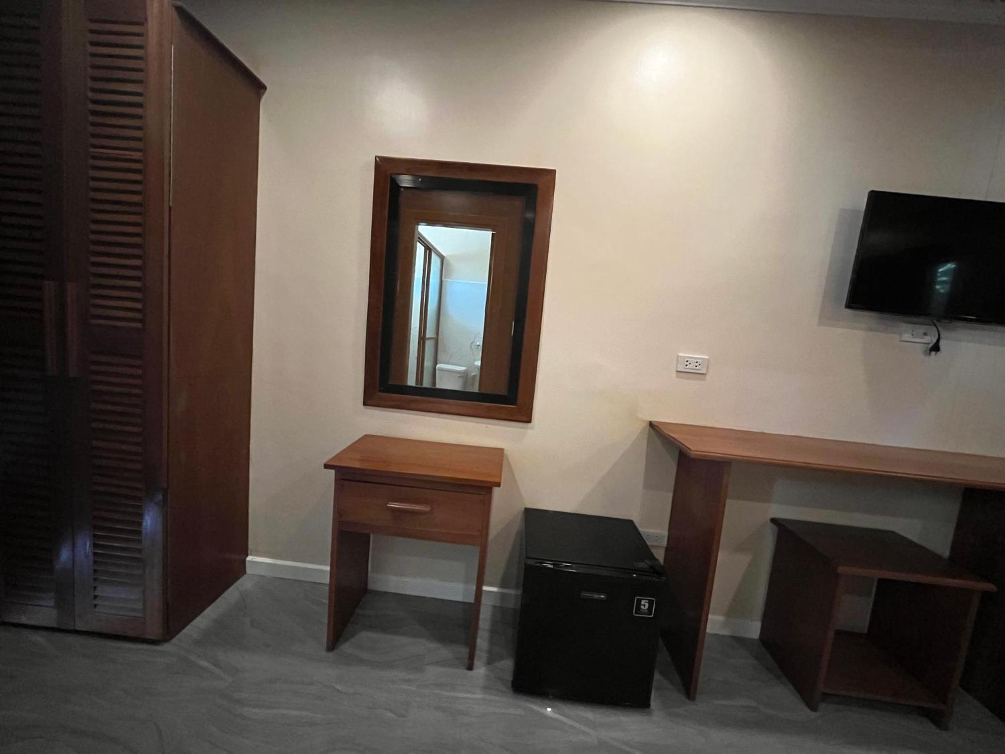 On Board Lifestyle Panglao Resort ภายนอก รูปภาพ
