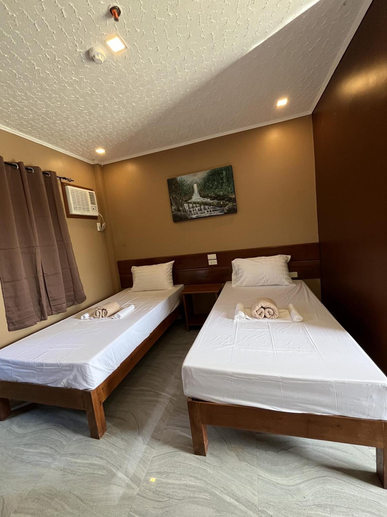 On Board Lifestyle Panglao Resort ภายนอก รูปภาพ