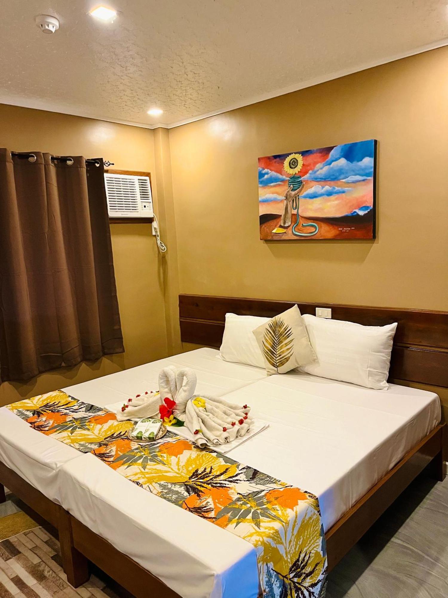 On Board Lifestyle Panglao Resort ภายนอก รูปภาพ
