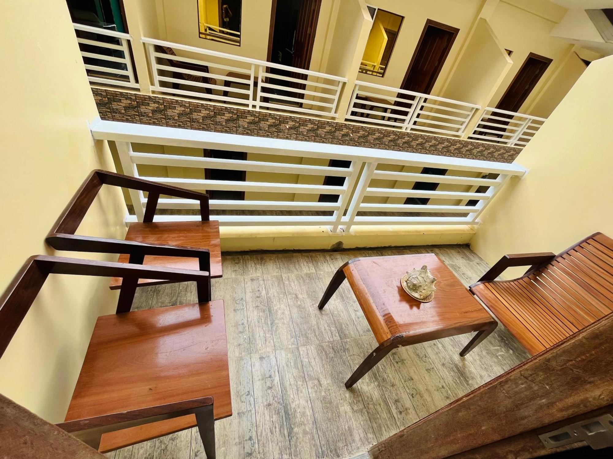 On Board Lifestyle Panglao Resort ภายนอก รูปภาพ