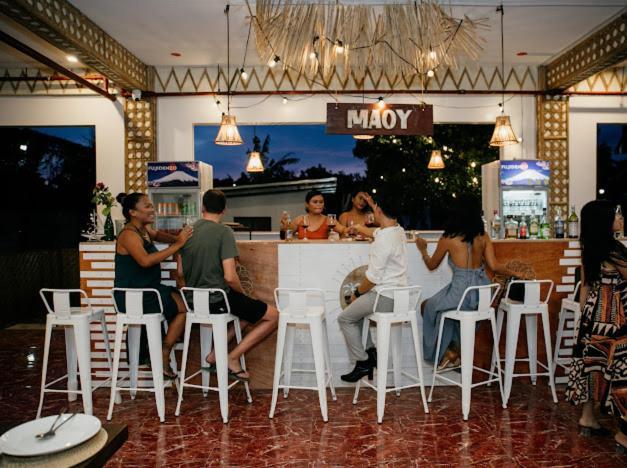 On Board Lifestyle Panglao Resort ภายนอก รูปภาพ